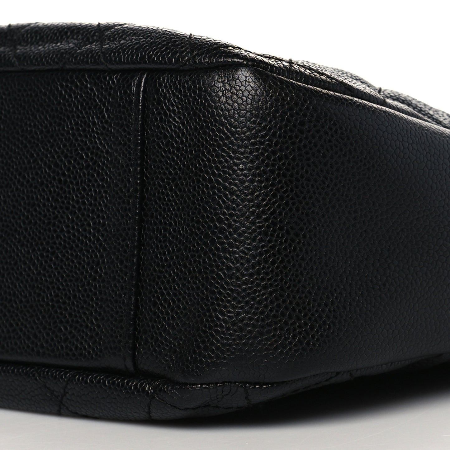 Caviar Quilted Timeless CC Shoulder Bag Black