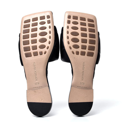 Bottega Veneta Nappa Quilted Rubber Lido Flat Sandals 37.5 Black 5 of 6