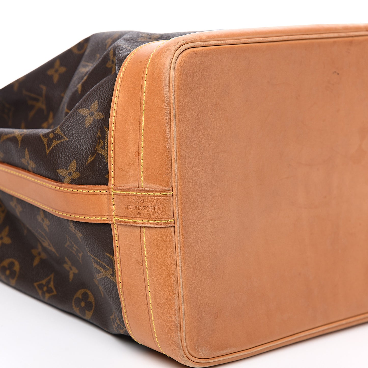 Monogram Noe