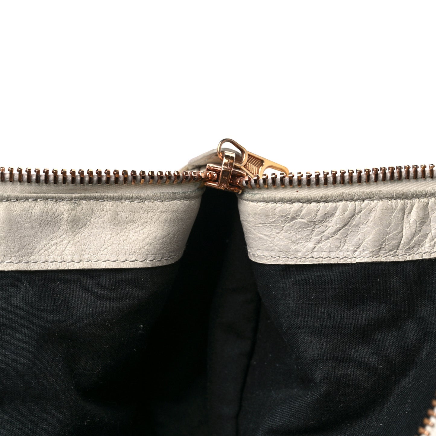 Agneau Giant 21 Rose Gold Hardware Work White Light