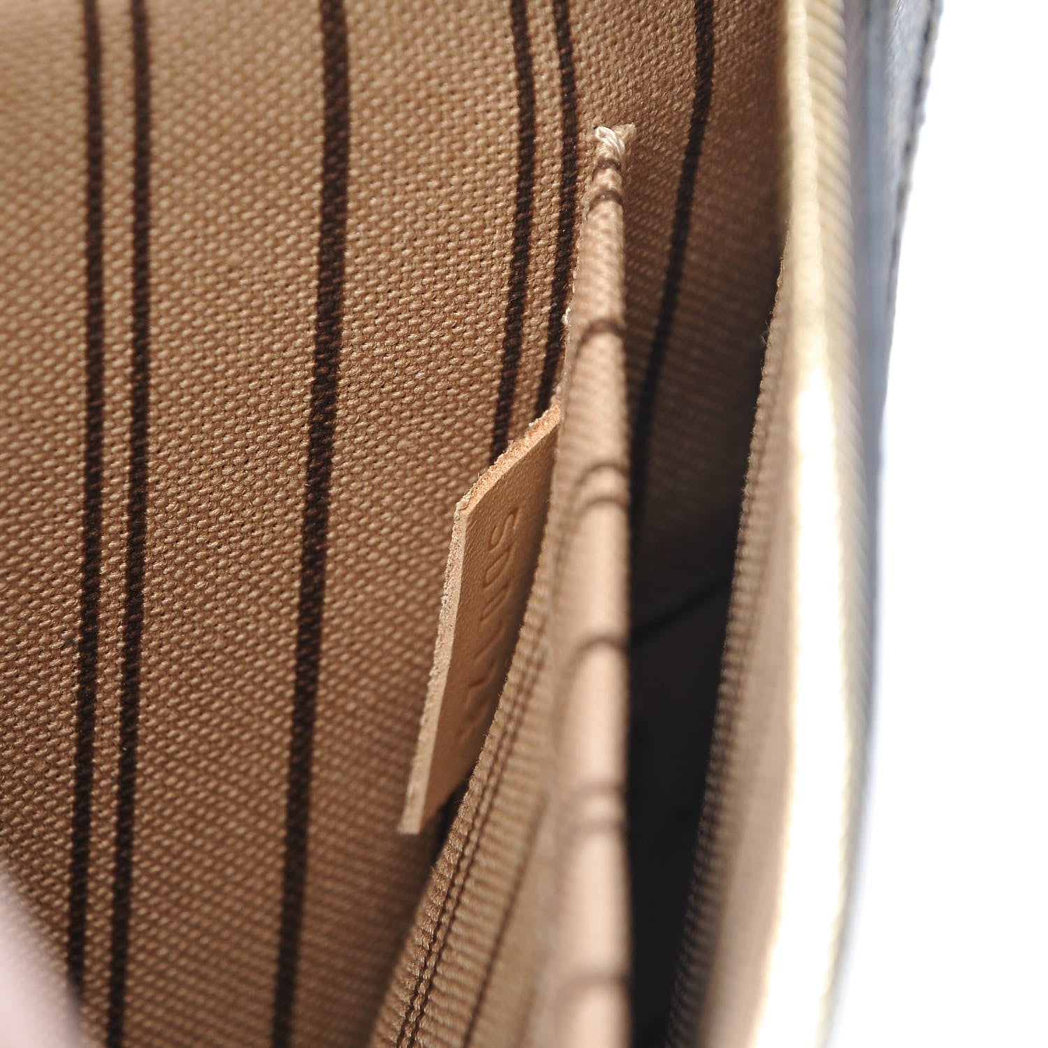 Louis Vuitton Monogram Neverfull MM GM Pochette 8 of 8