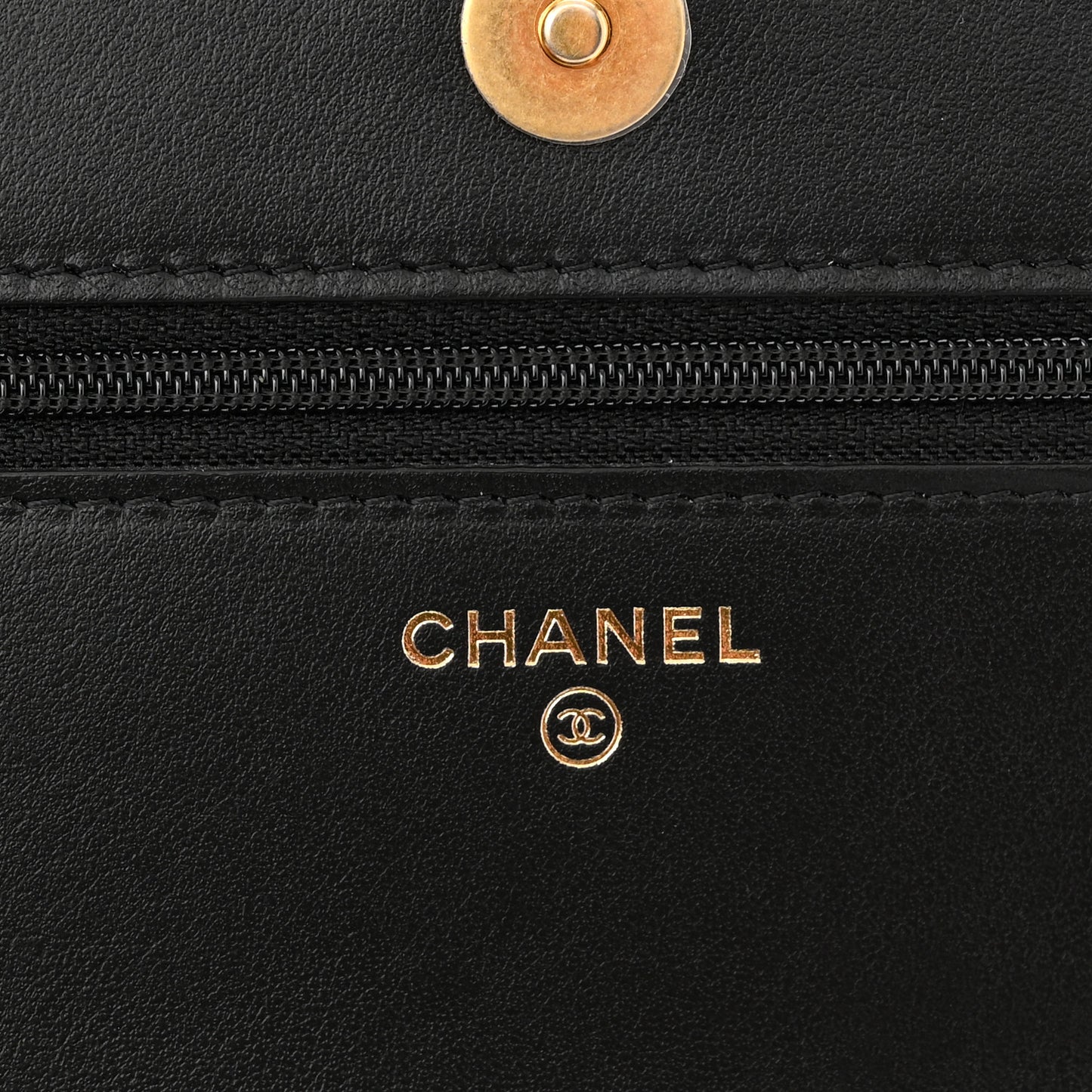 Caviar Quilted Boy Wallet On Chain WOC Black