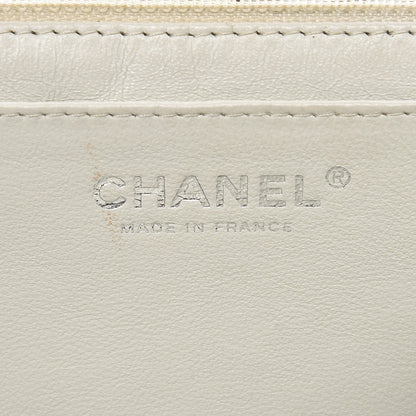 Chanel Caviar Quilted 2.55 Reissue 226 Flap White 7 of 20