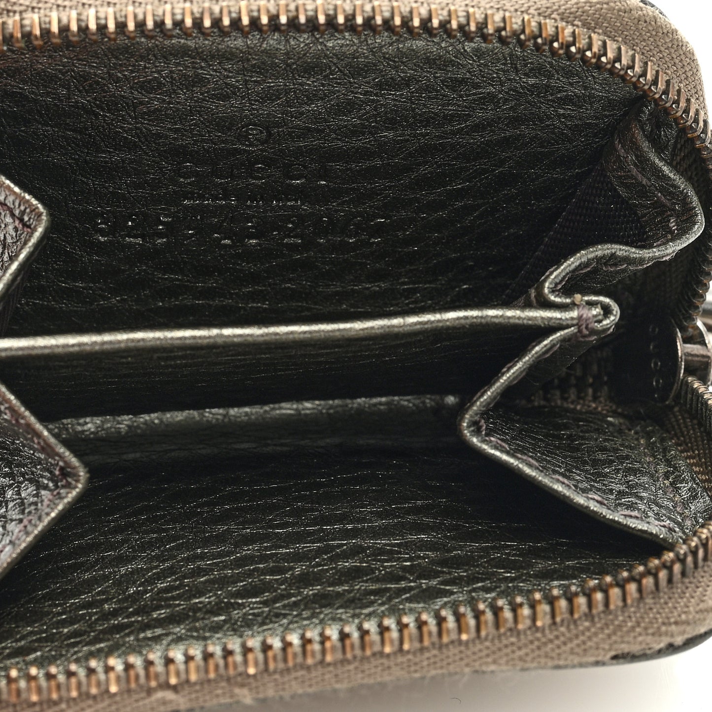 Metallic Pebbled Calfskin Soho Coin Purse Key Ring Sasso
