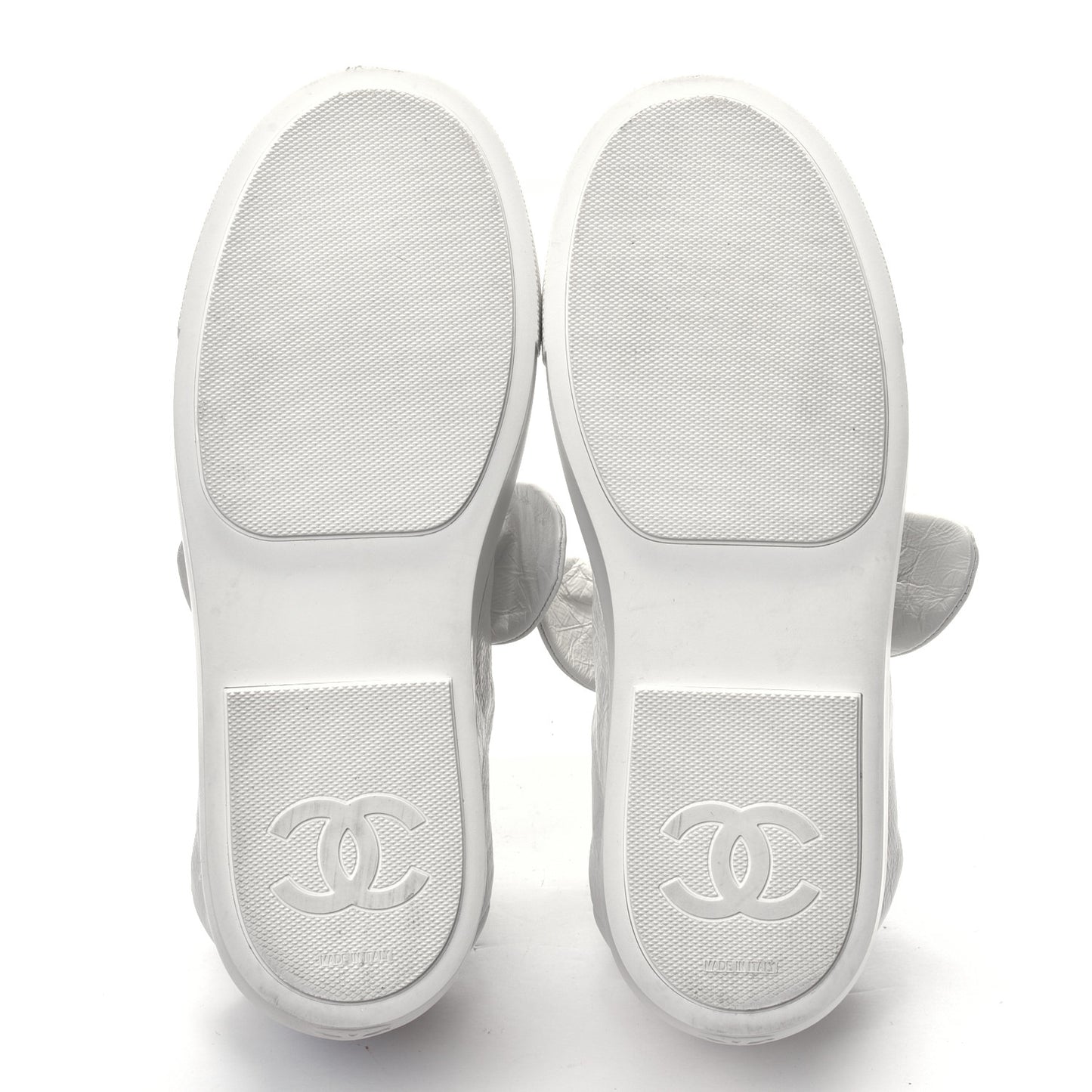 Crumpled Calfskin Womens CC Bow Sneakers White