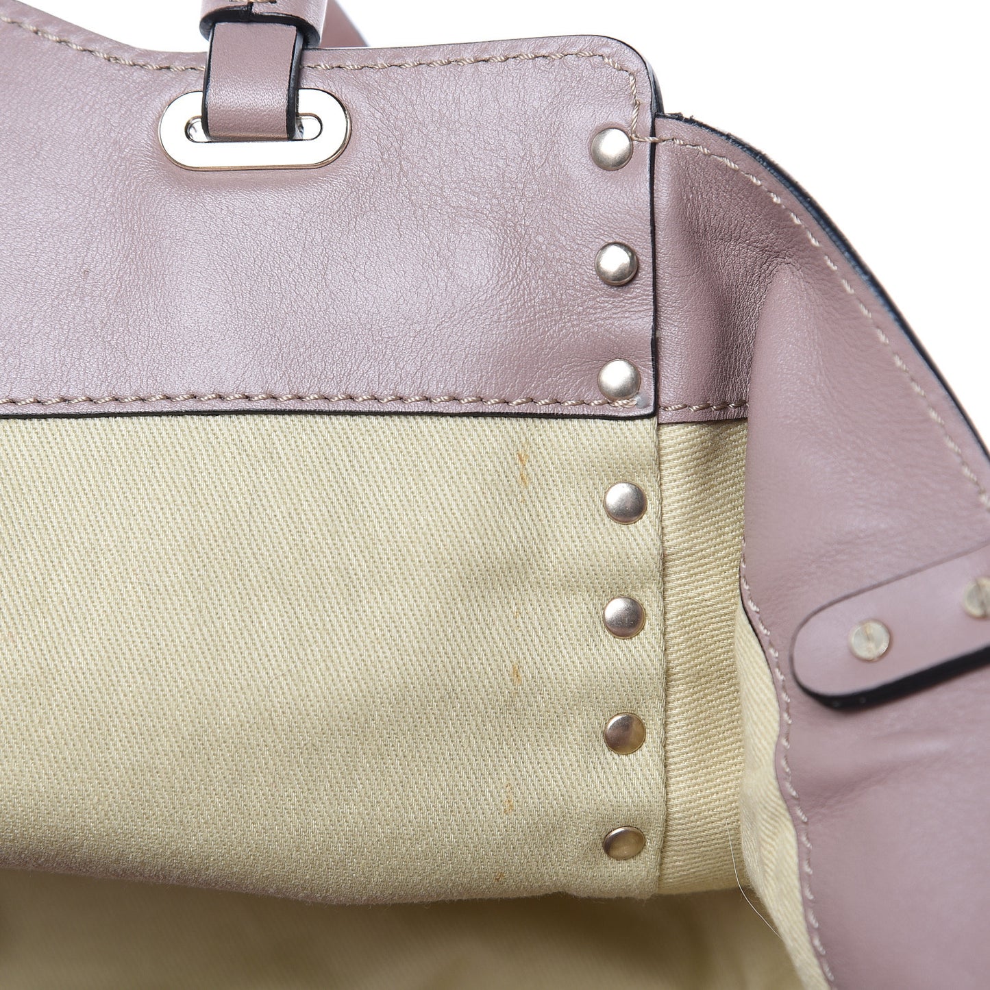 Vitello Small Rockstud Tote Poudre