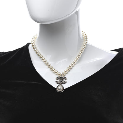 Chanel Lambskin Crystal Pearl CC Short Pendant Necklace Gold Pearly White Black Multicolor 2 of 7