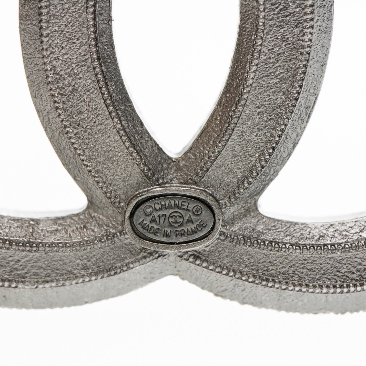 Chanel Ruthenium Pearl CC Brooch Dark Grey 4 of 4