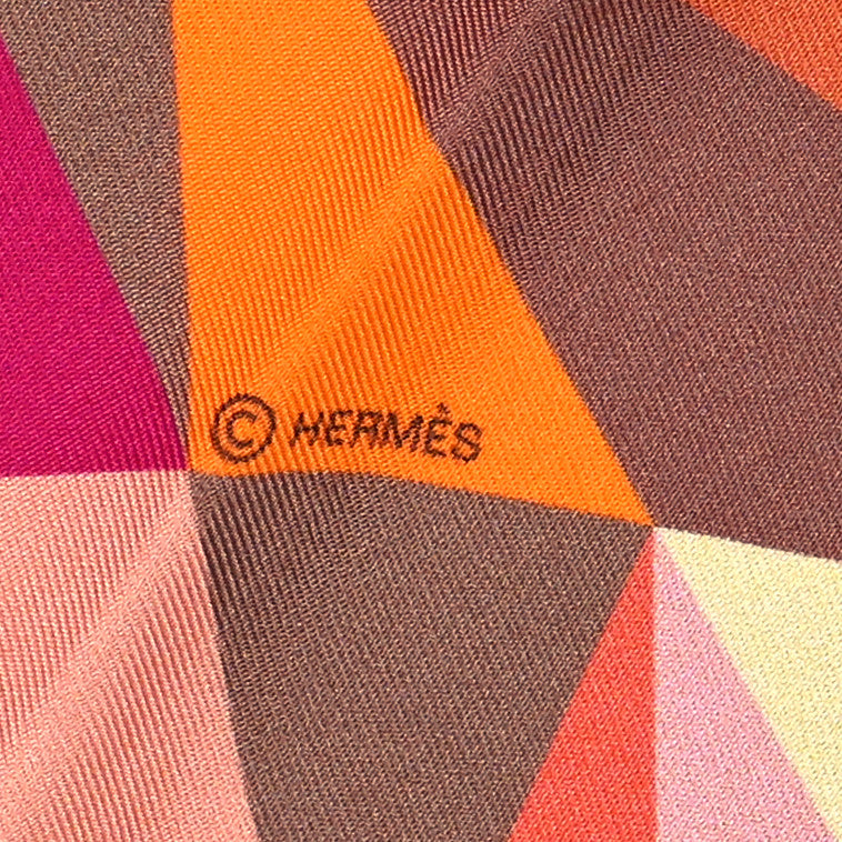 Silk Les Faceties De Pegase Scarf 90 Corail Fuchsia Orange