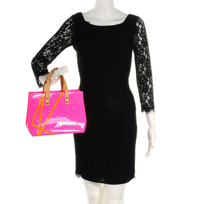 Louis Vuitton Vernis Fluo Reade PM Rose 2 of 7