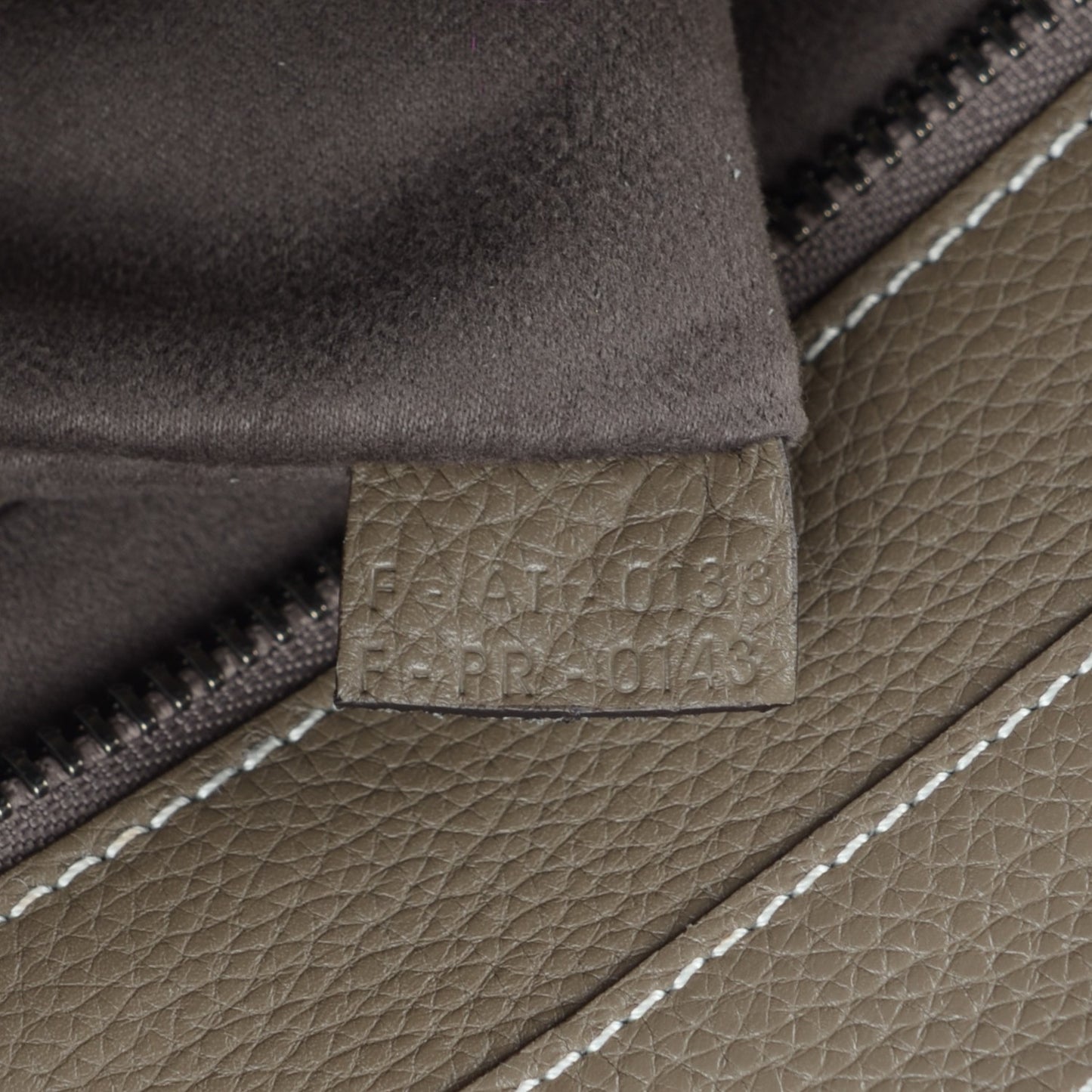 Drummed Calfskin Mini Luggage Souris