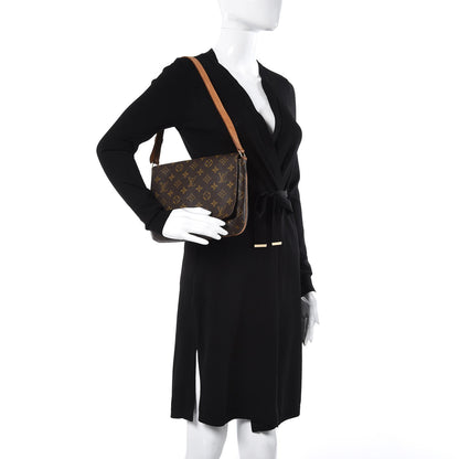 Louis Vuitton Monogram Musette Tango 2 of 9