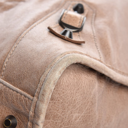 Balenciaga Agneau Classic Hardware Weekender Seigle 11 of 15