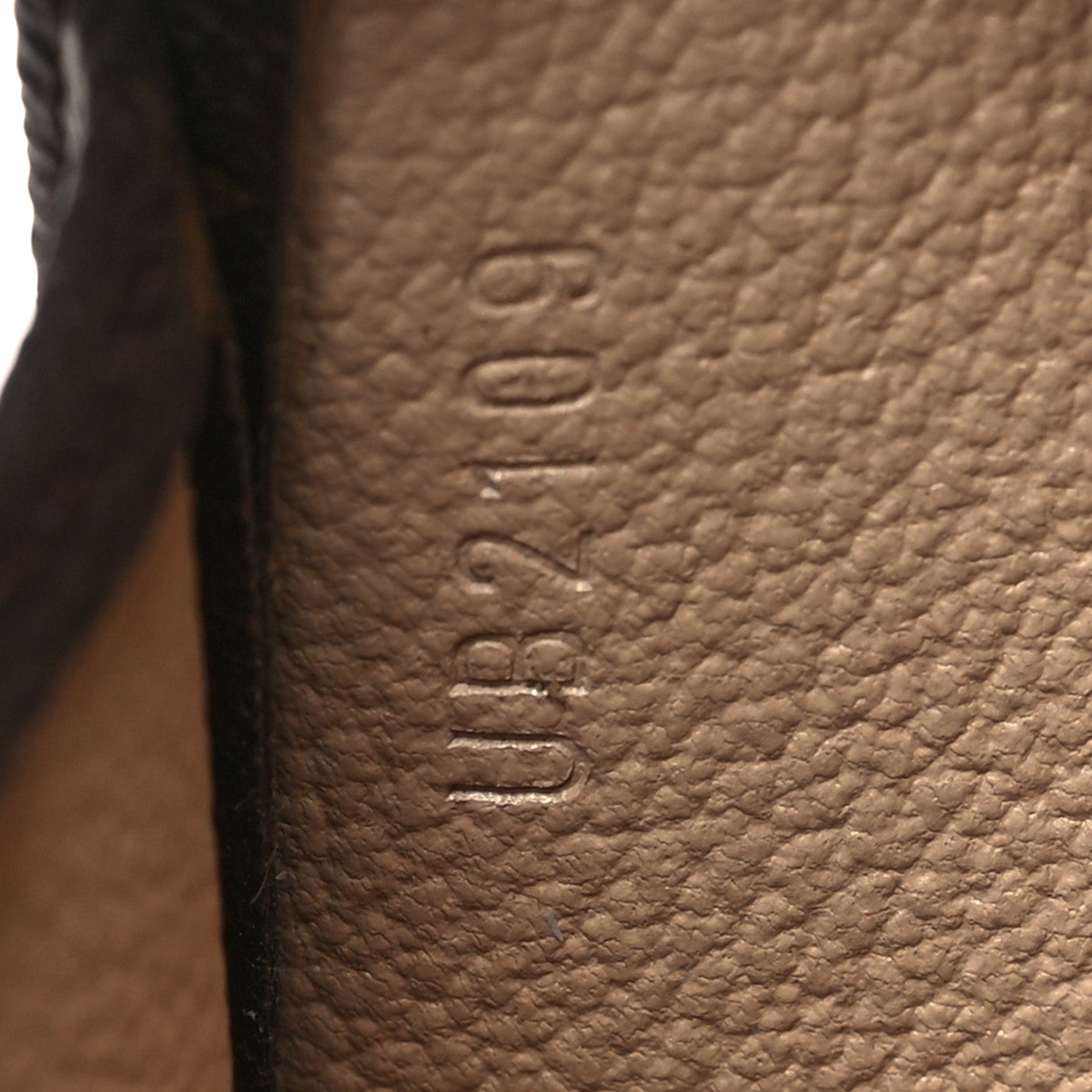 Louis Vuitton Monogram Toiletry Pouch 26 6 of 8