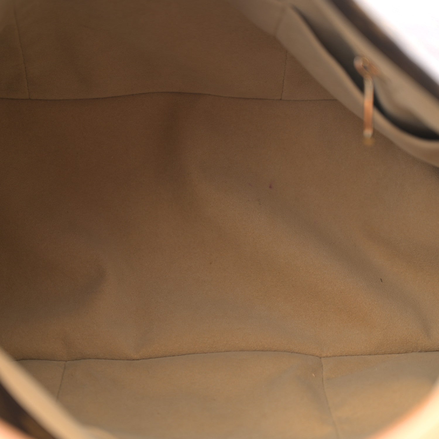 Louis Vuitton Monogram Artsy MM 5 of 11