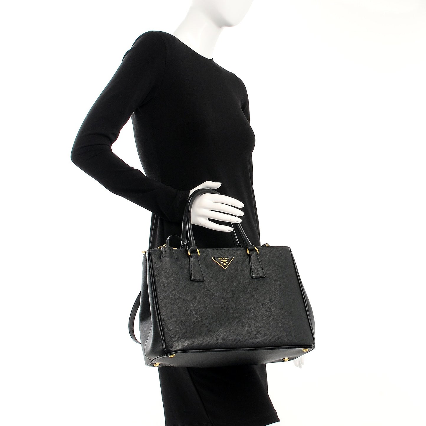 Saffiano Medium Galleria Double Zip Tote Black