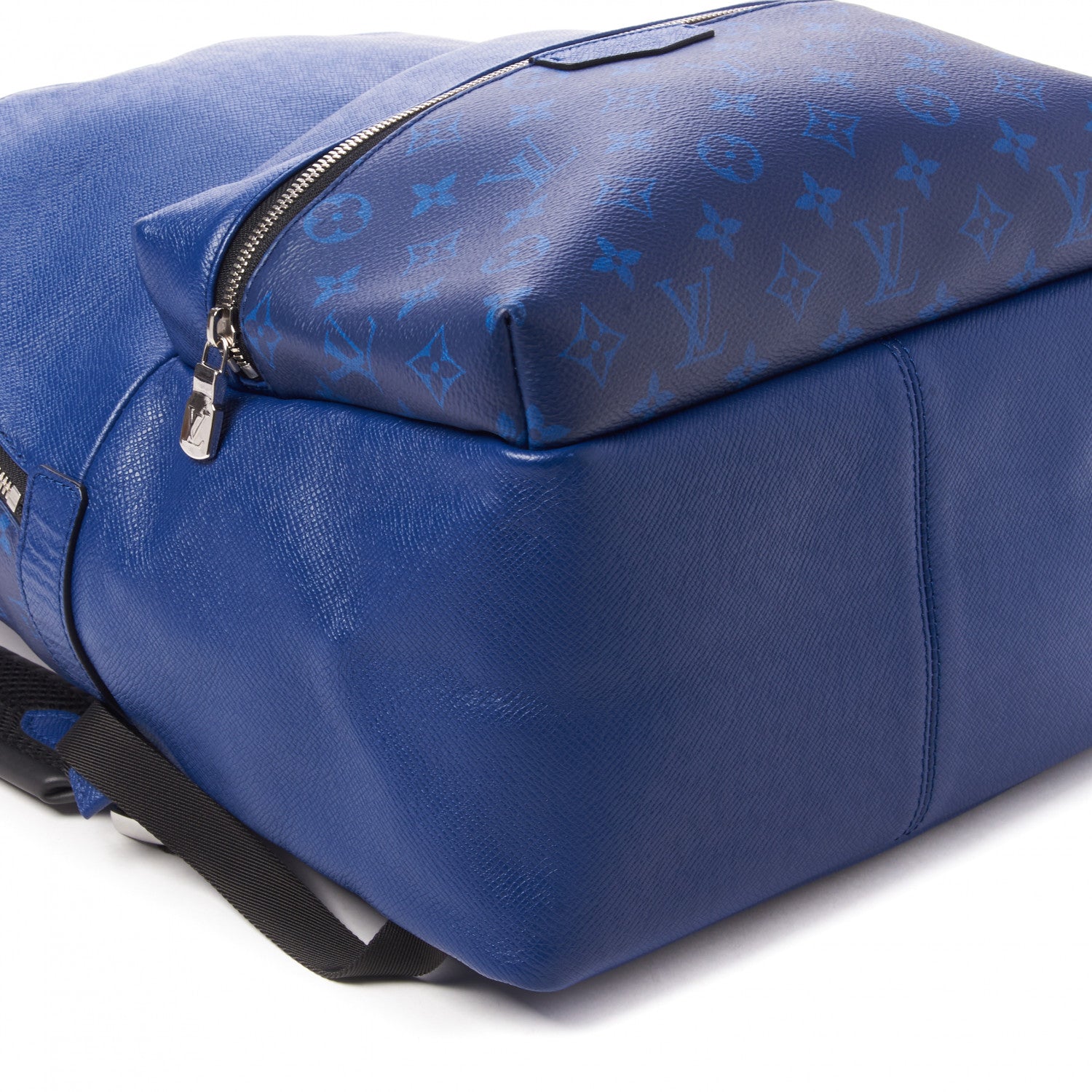 Louis Vuitton Taiga Monogram Discovery Backpack PM Cobalt 6 of 9