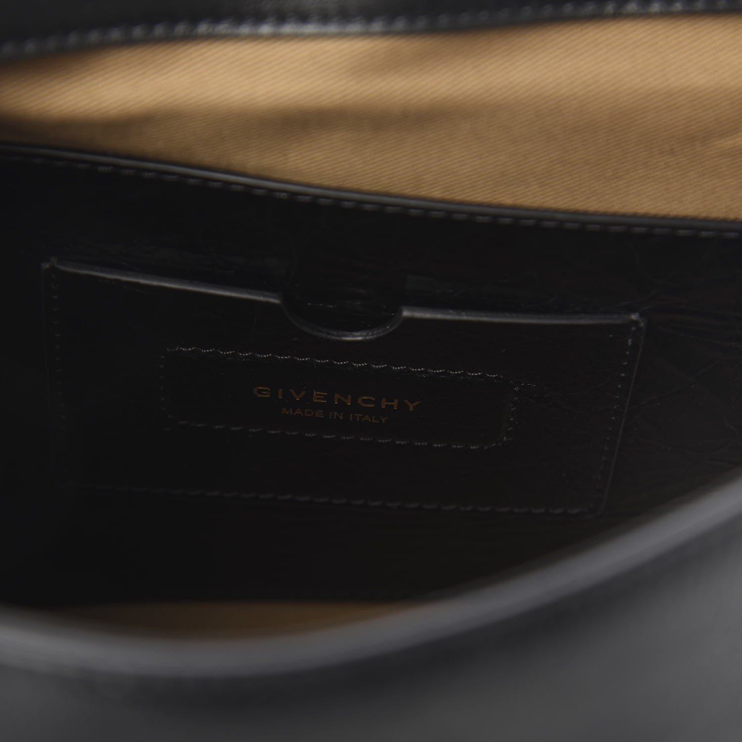 Givenchy Creased Patent Calfskin Medium ID Flap Black 9 of 10