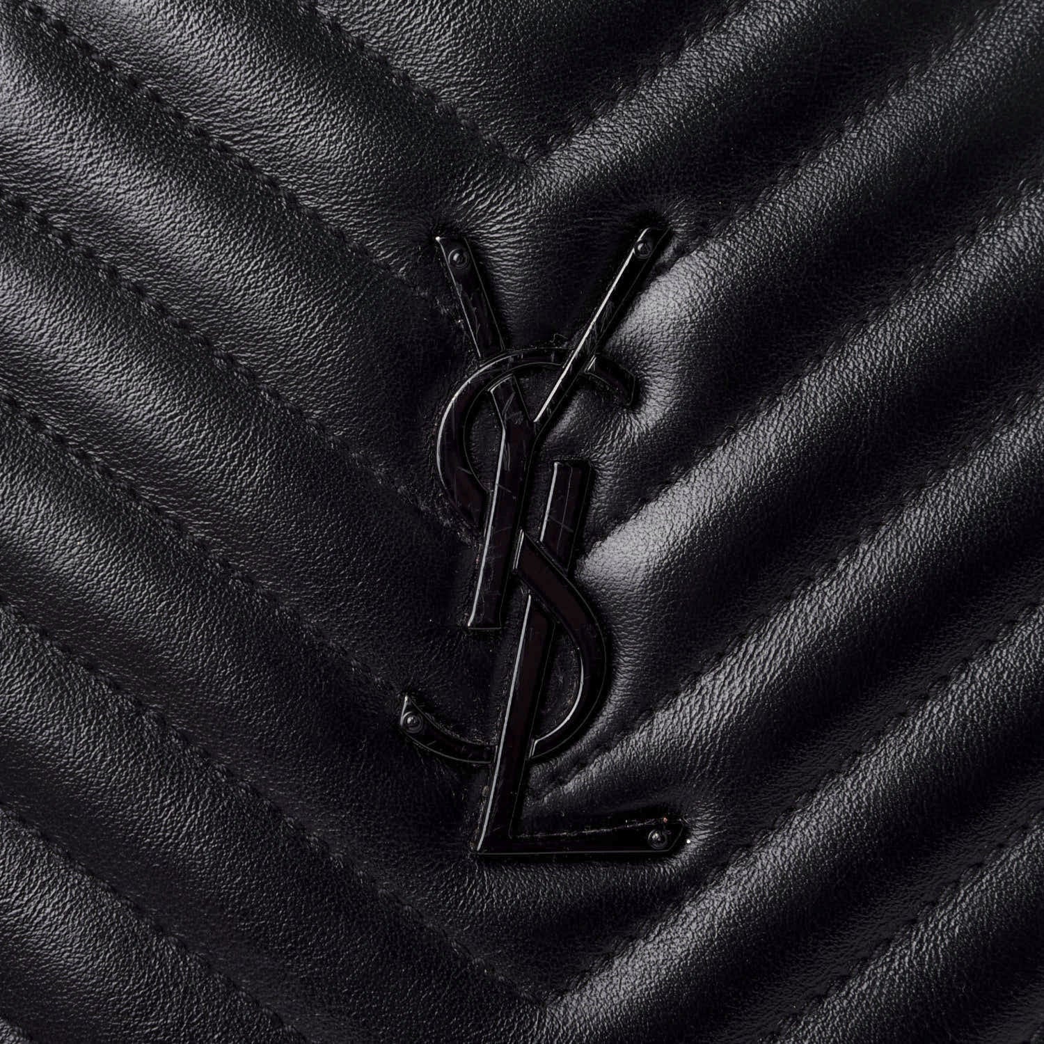 Saint Laurent Calfskin Matelasse Chevron Round Vinyle Camera Bag Black 10 of 10