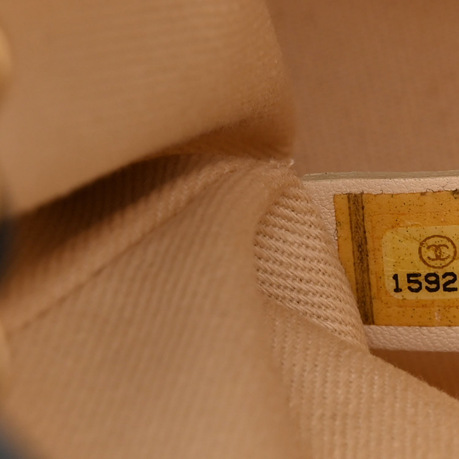 Chanel Iridescent Calfskin Large Chic Quilt Flap Black 7 of 10