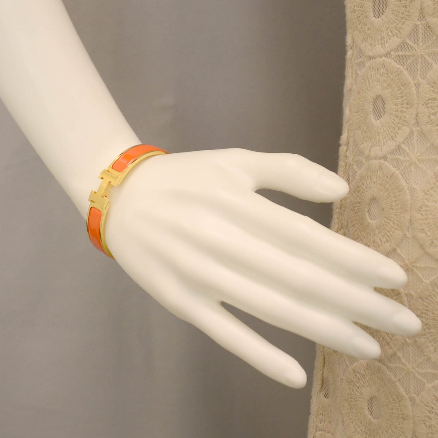 Enamel Narrow Clic Clac H Bracelet Orange