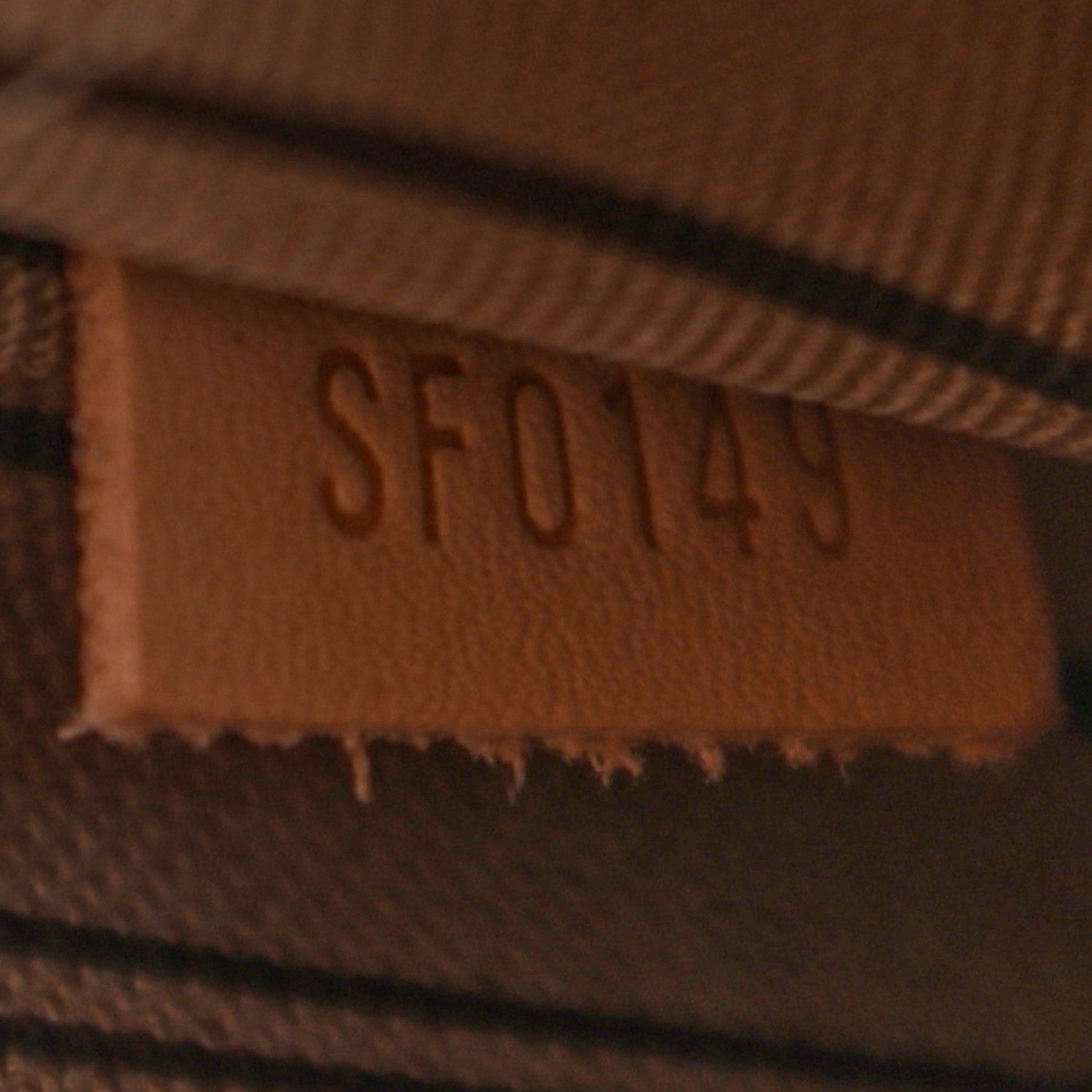 Louis Vuitton Monogram Neverfull MM GM Pochette 6 of 6