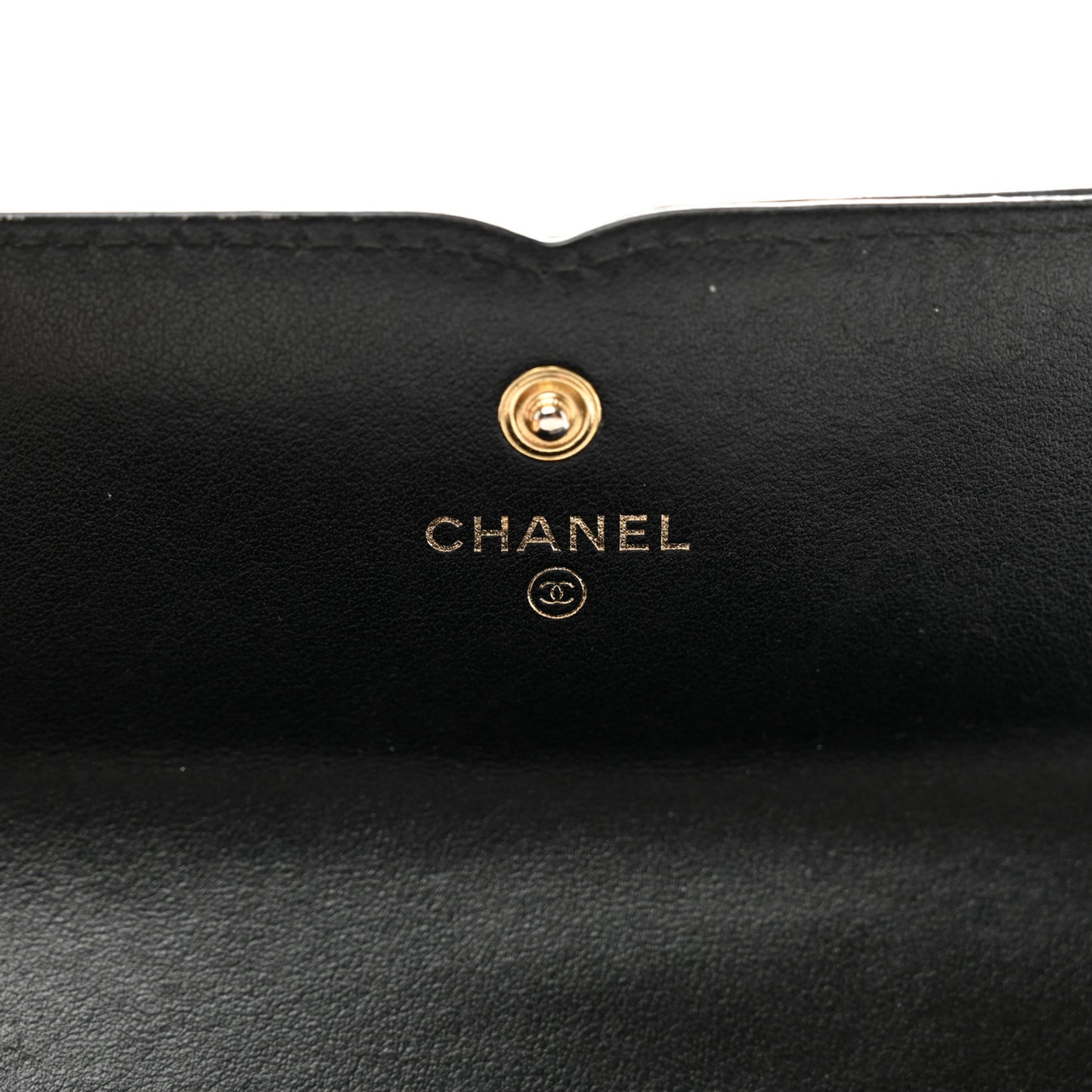 Caviar Quilted Filigree Large Gusset Flap Wallet Black