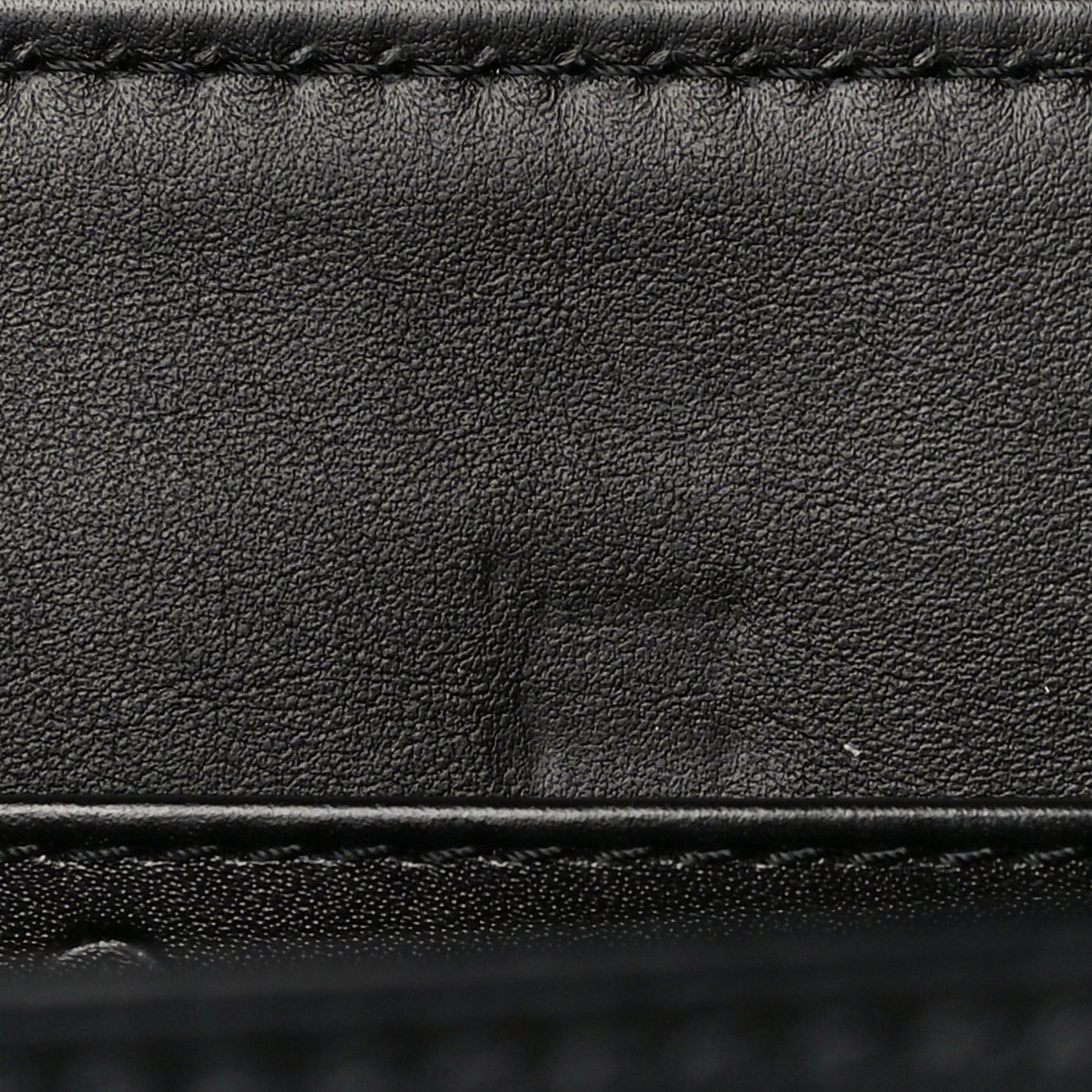 Grained Smooth Calfskin Rose Des Vents MM Black