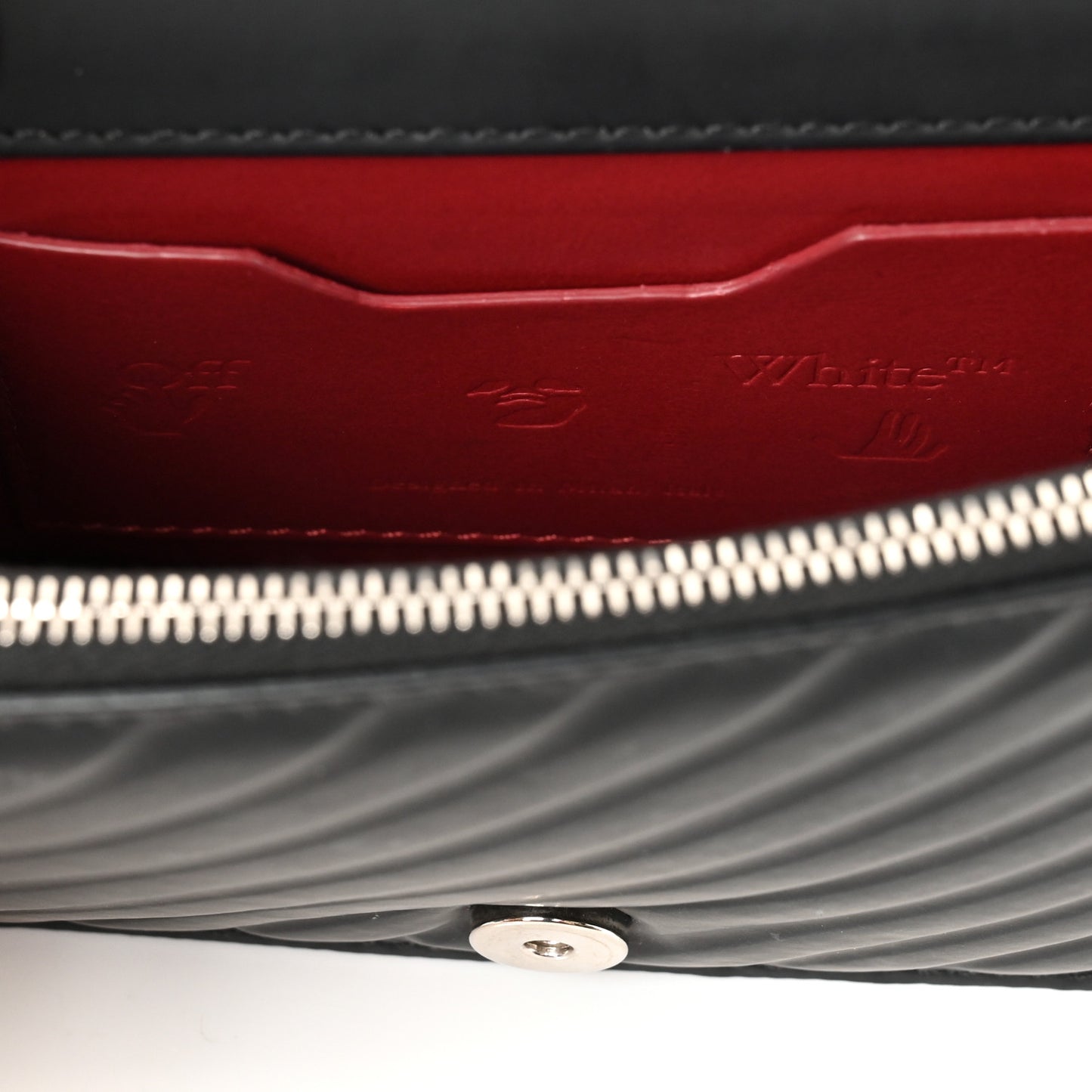 OFF WHITE Calfskin Diagonal Quilted Jitney 0.5 Crossbody Bag Black