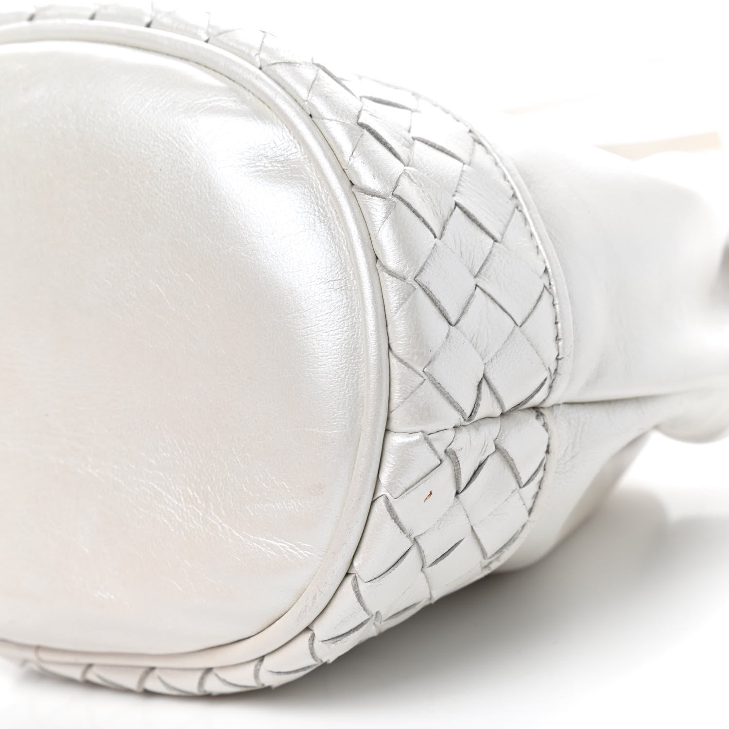 Bottega Veneta Nappa Intrecciato Drawstring Bucket Bag White 6 of 9