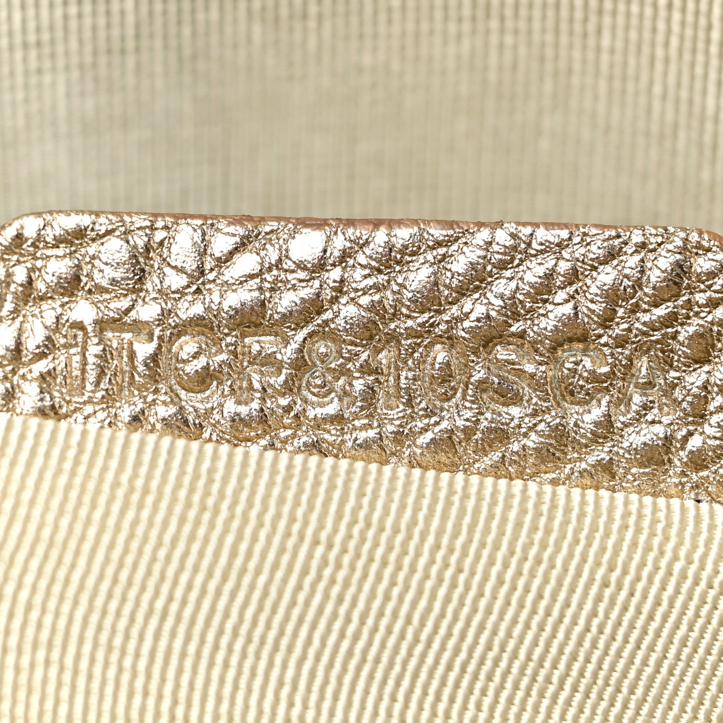 Prorsum Grainy Calfskin Medium Bloomsbury Gold