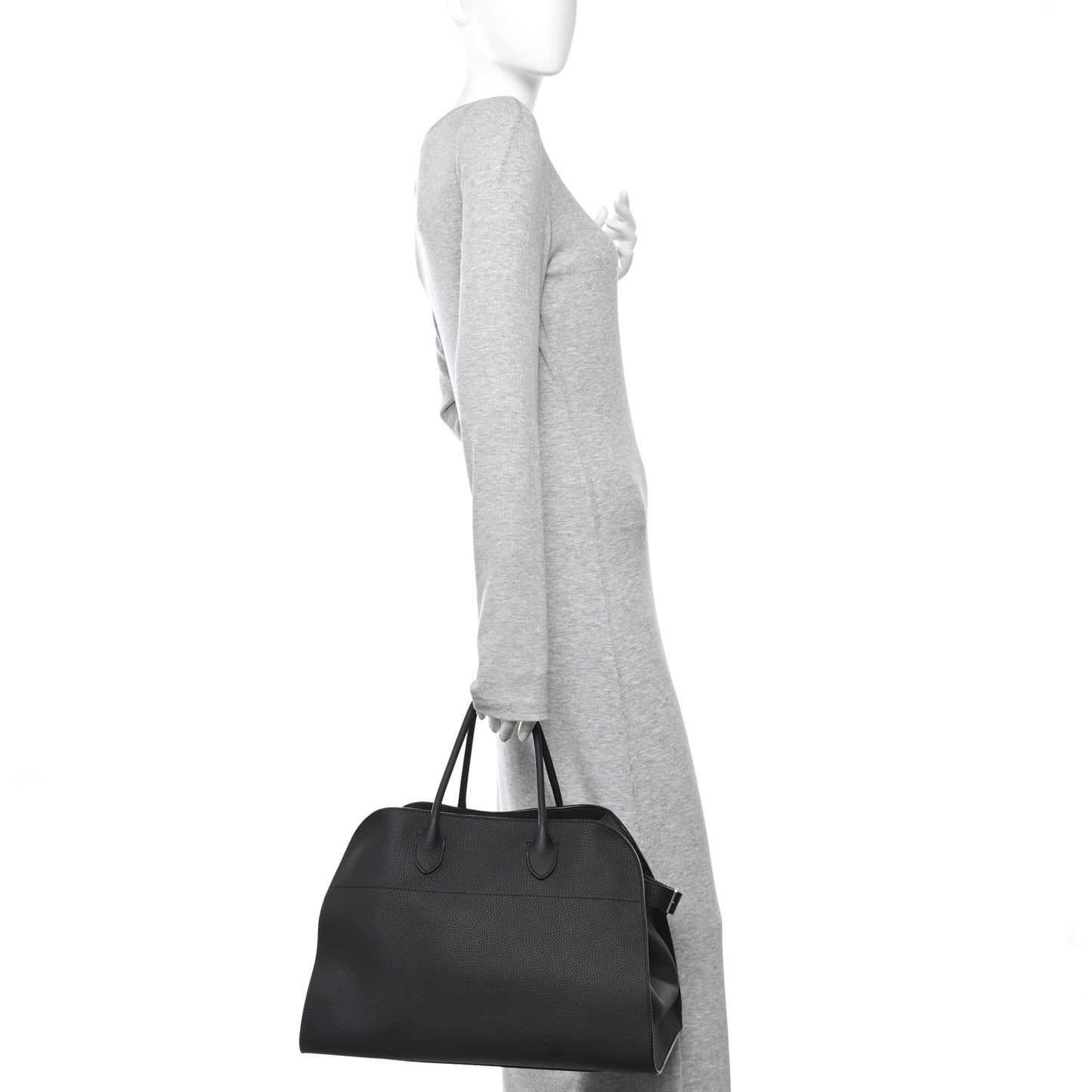 Matte Grained Calfskin Soft Margaux 15 Black