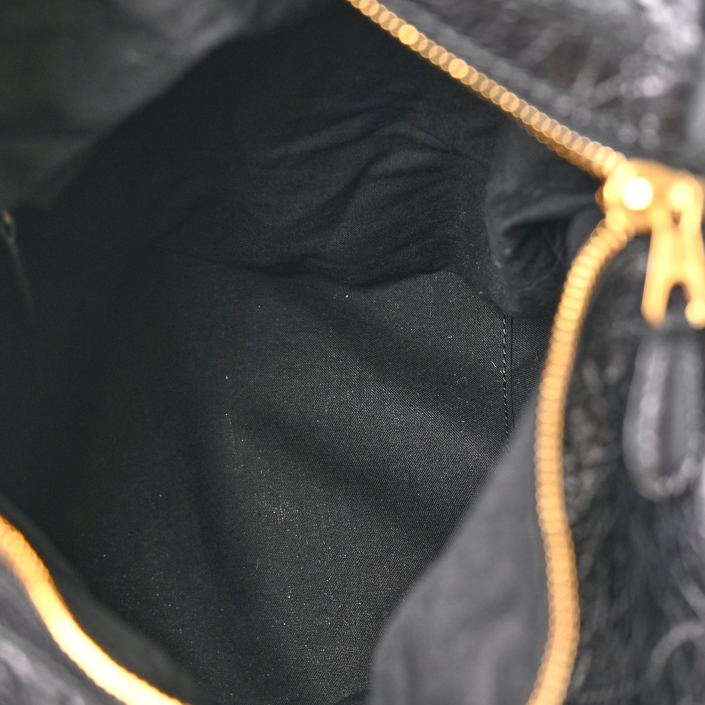 Agneau Giant 12 Gold Hardware Zip Traveler Backpack Black