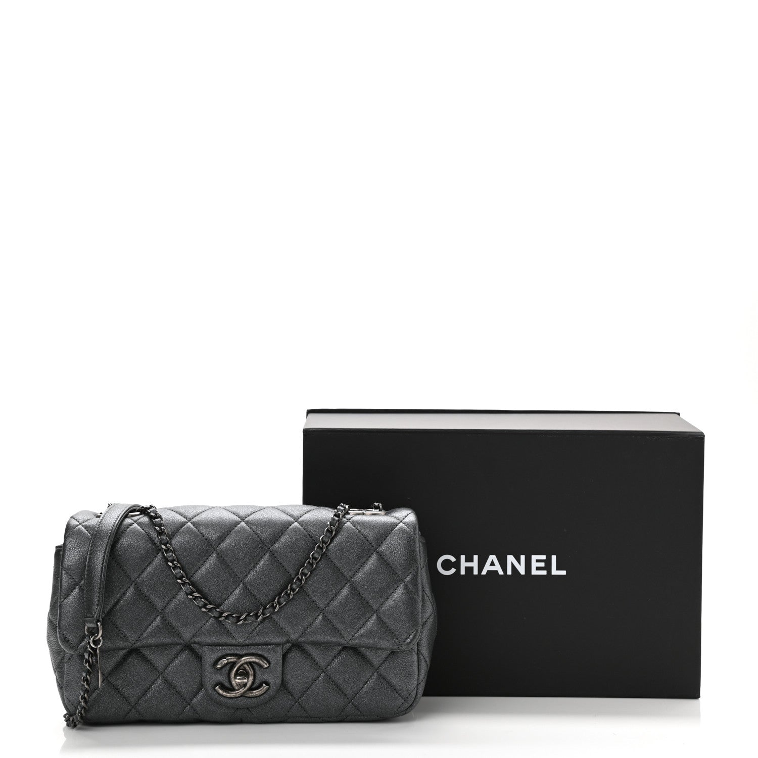 Chanel Metallic Calfskin Quilted Medium CC Eyelet Flap Dark Silver 11 of 11