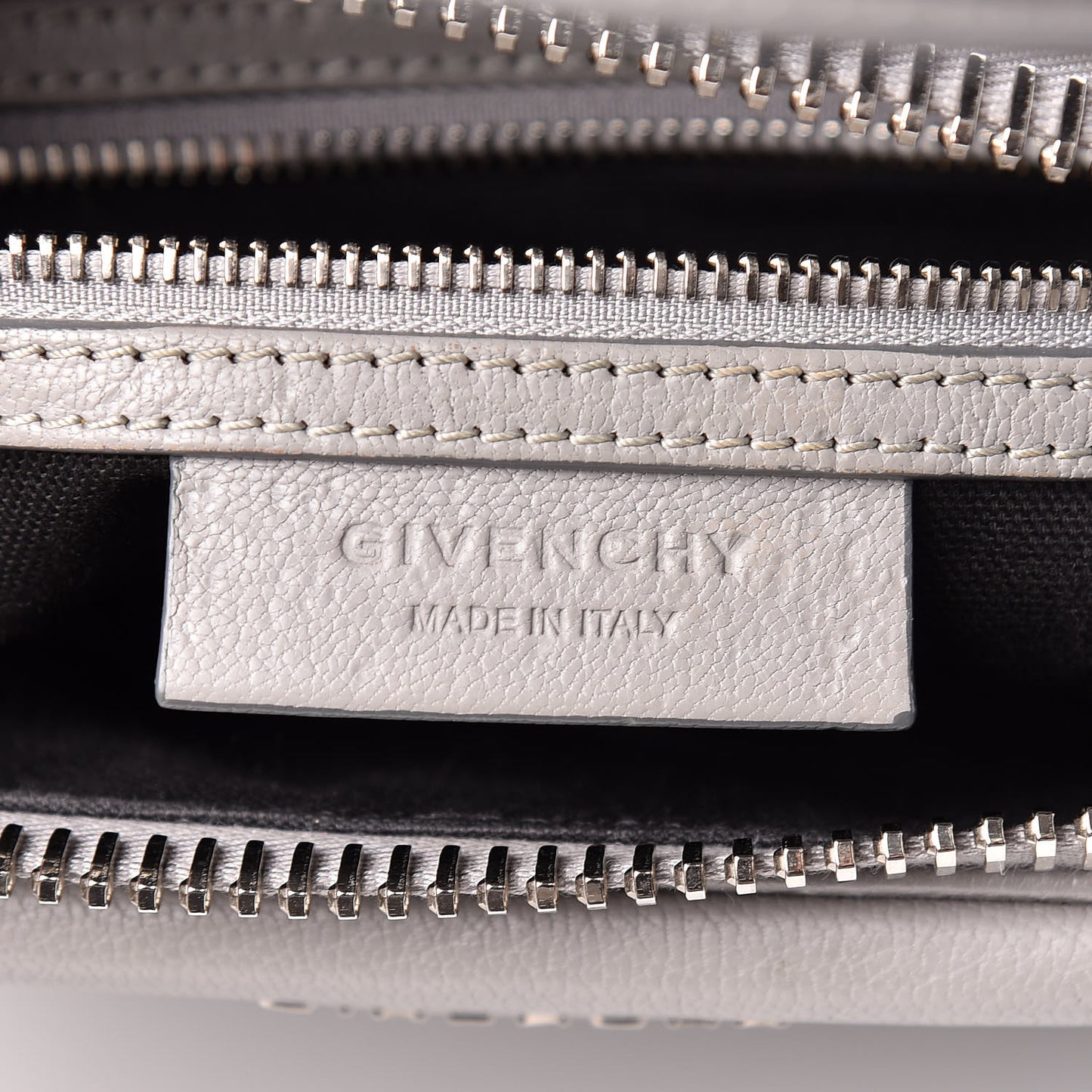 Sugar Goatskin Small Antigona Pearl Grey