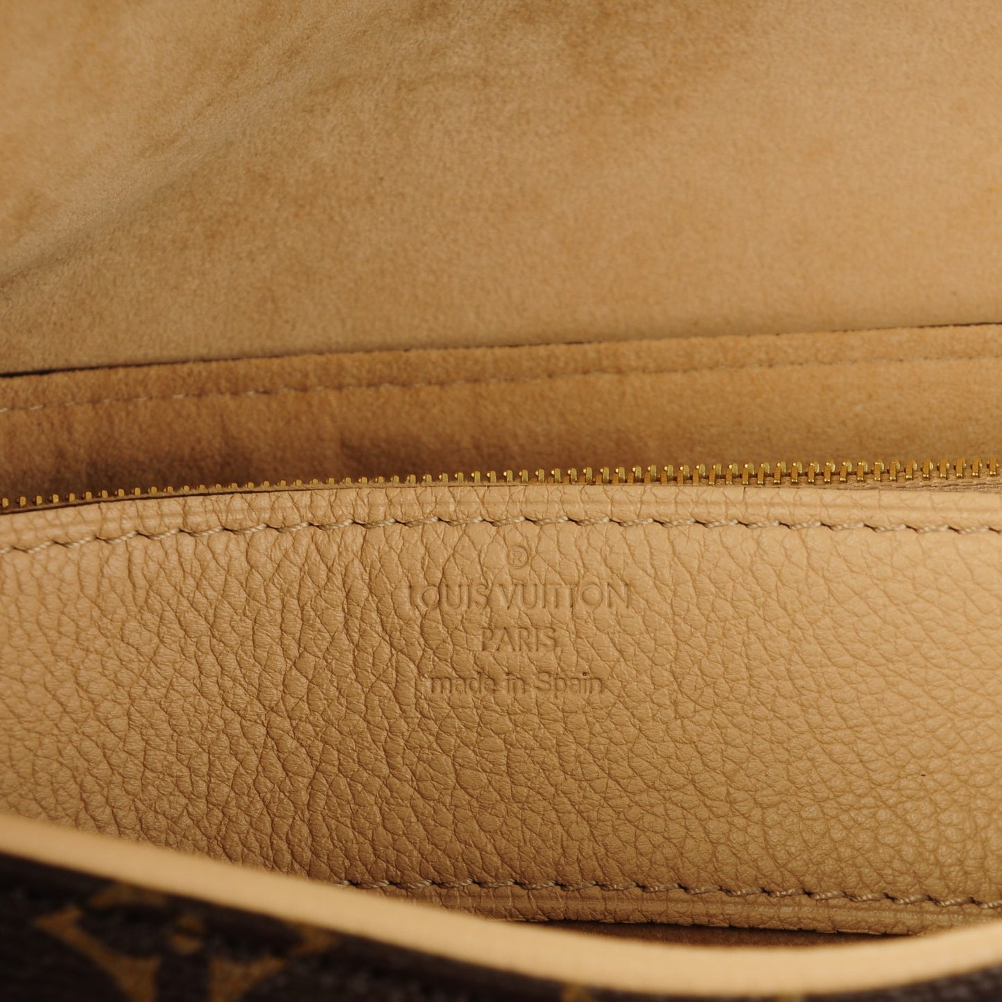 Monogram Pallas Chain Dune