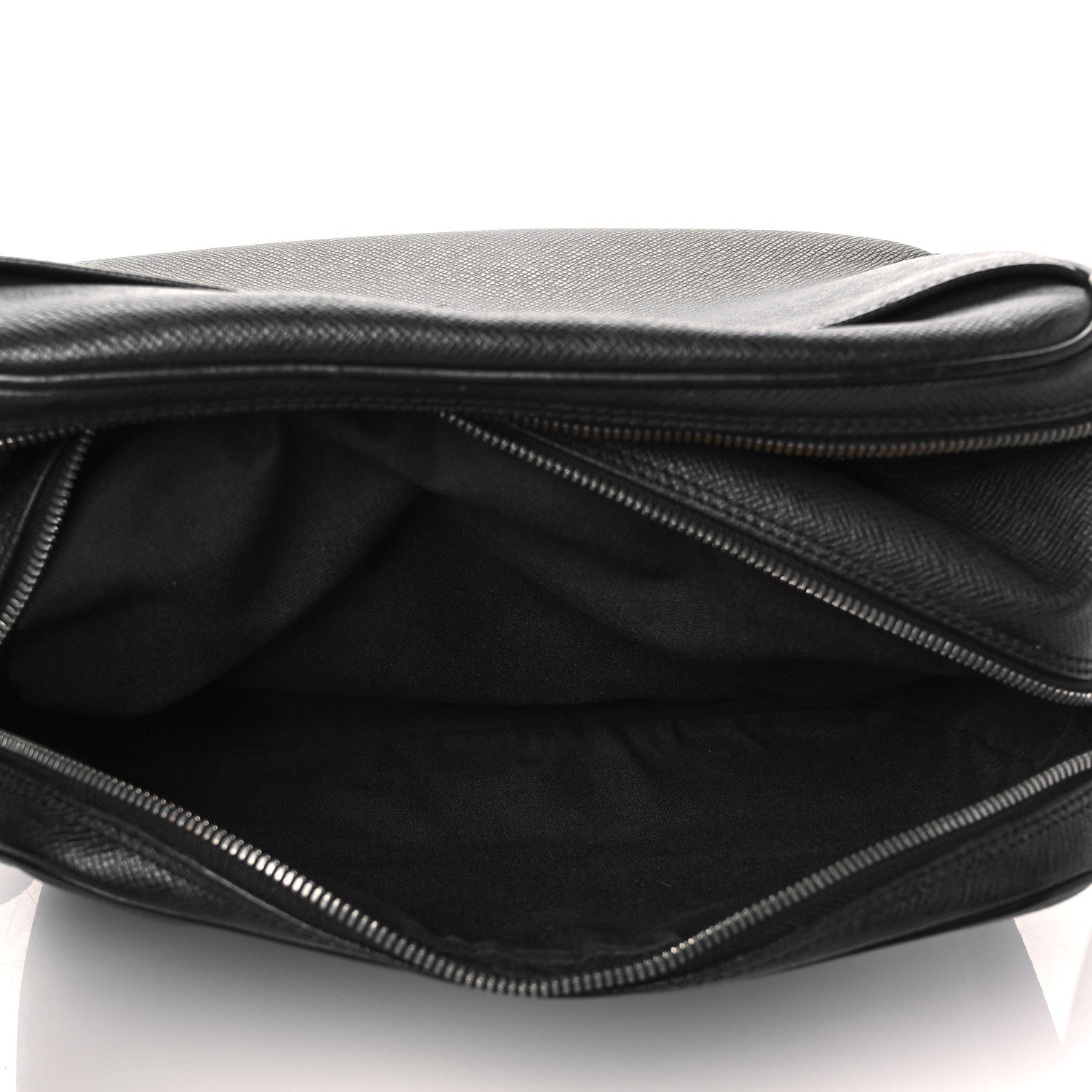 Louis Vuitton Taiga Reporter Messenger Ardoise 6 of 10