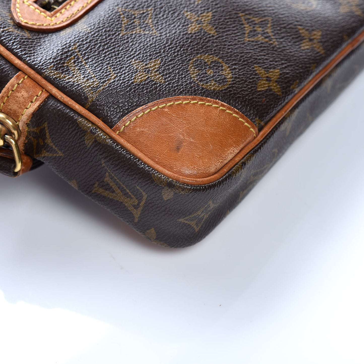 Monogram Pochette Marly Dragonne 26