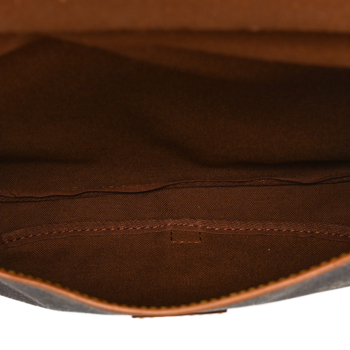 Monogram Saumur 30