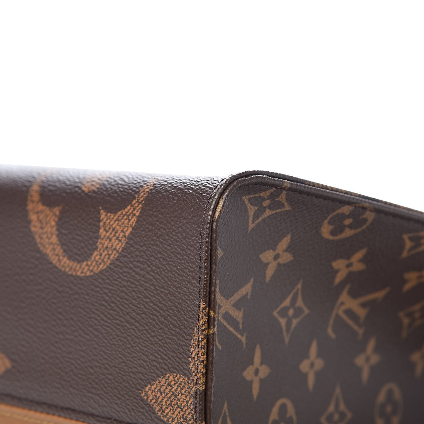 Reverse Monogram Giant Onthego GM