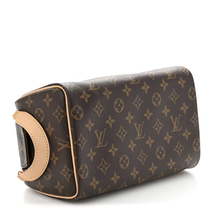 Louis Vuitton Monogram Dopp Kit Toilet Pouch 4 of 7