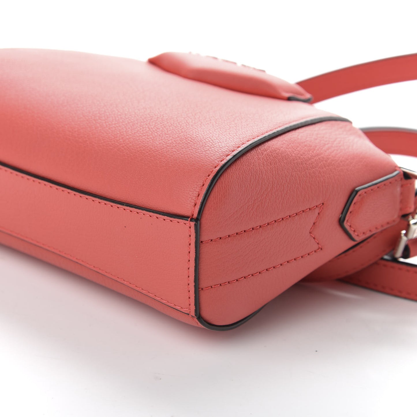 Sugar Goatskin Nano Antigona Coral