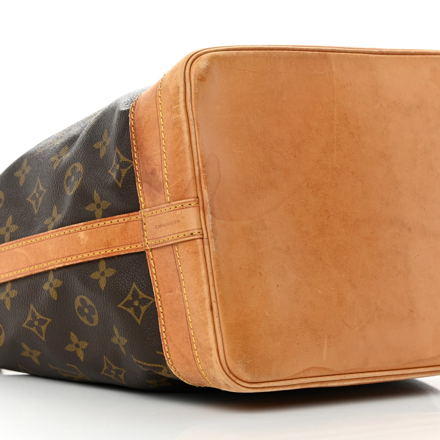 Monogram Noe