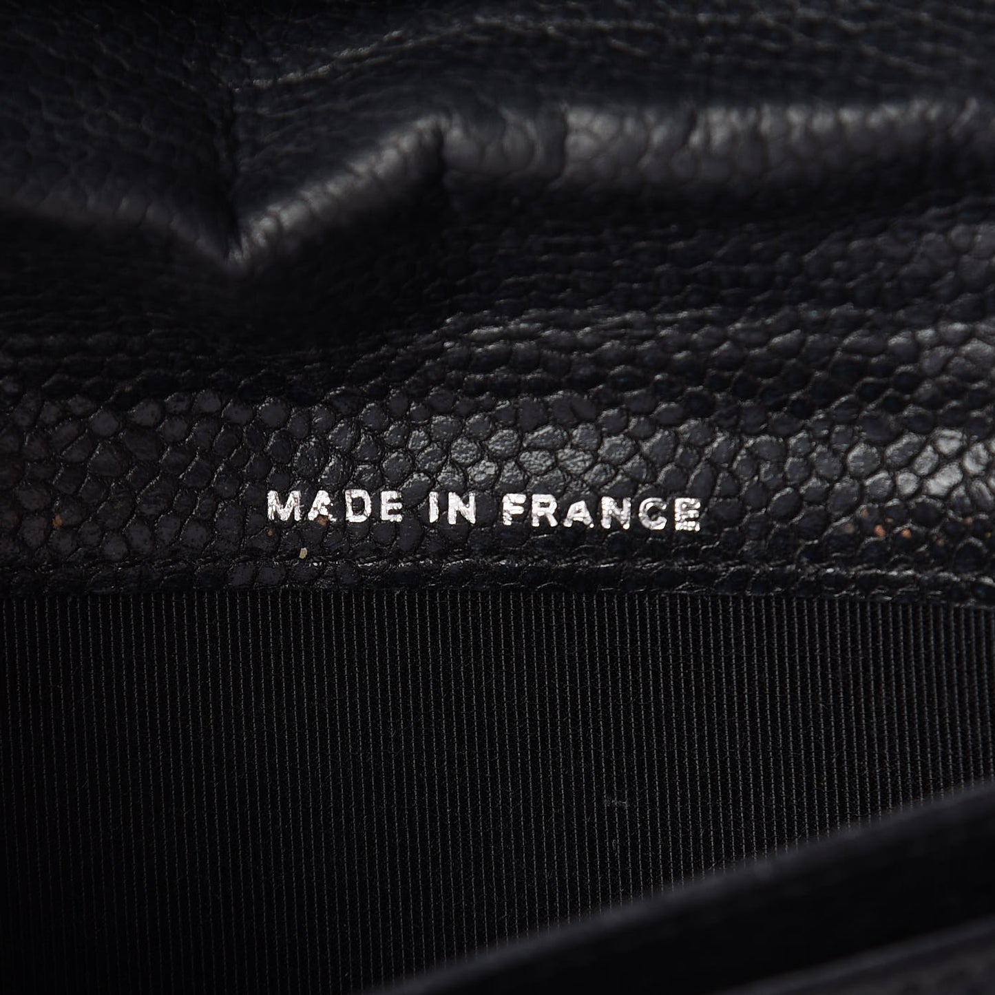 Caviar Quilted Reissue Yen Wallet Navy