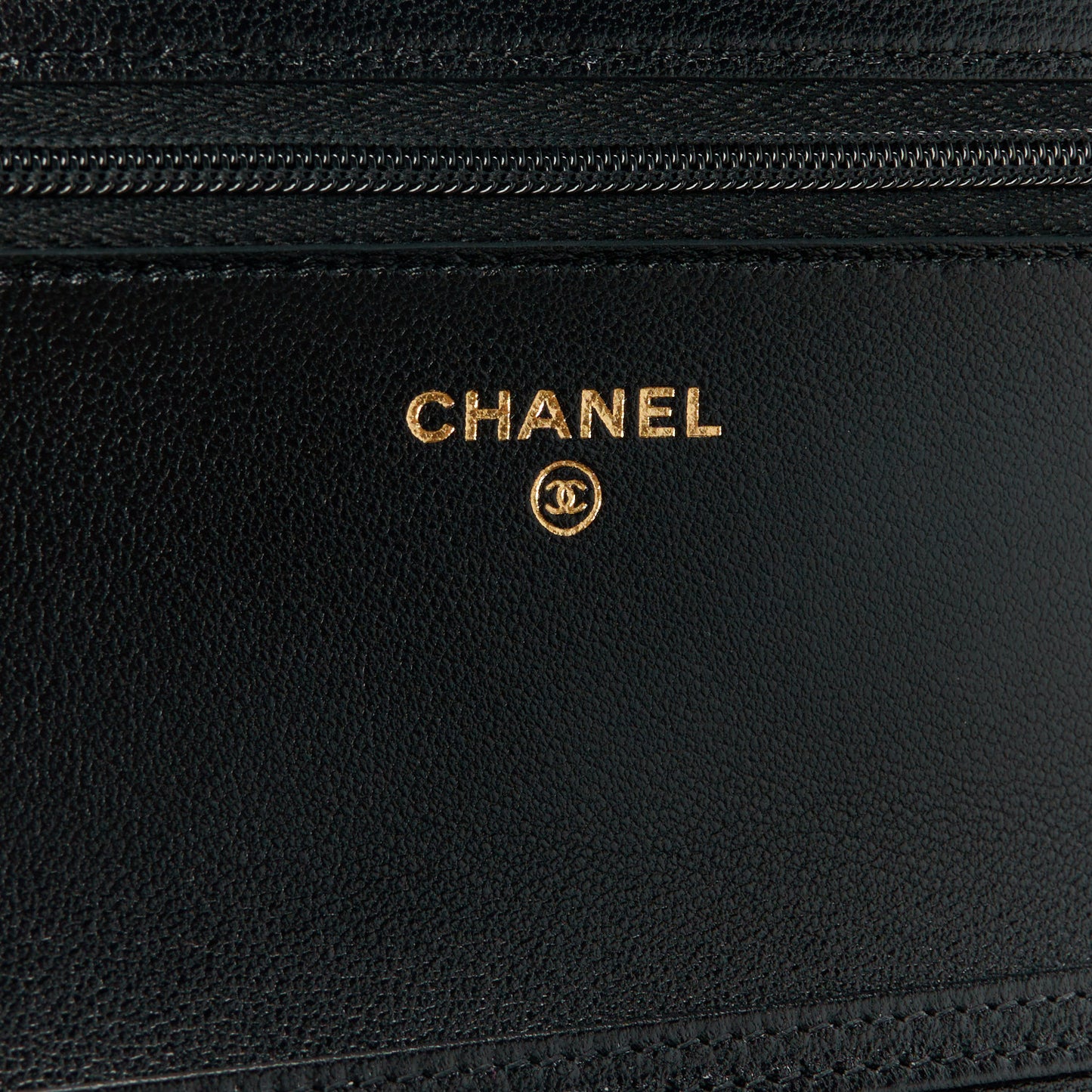 Lambskin Quilted CC Wallet On Chain WOC Black