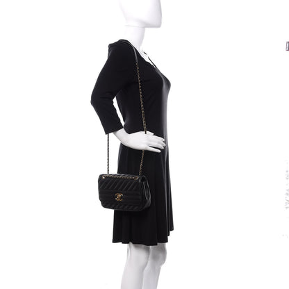 Chanel Shiny Goatskin Diagonal Quilted Small Flap Black 2 of 10