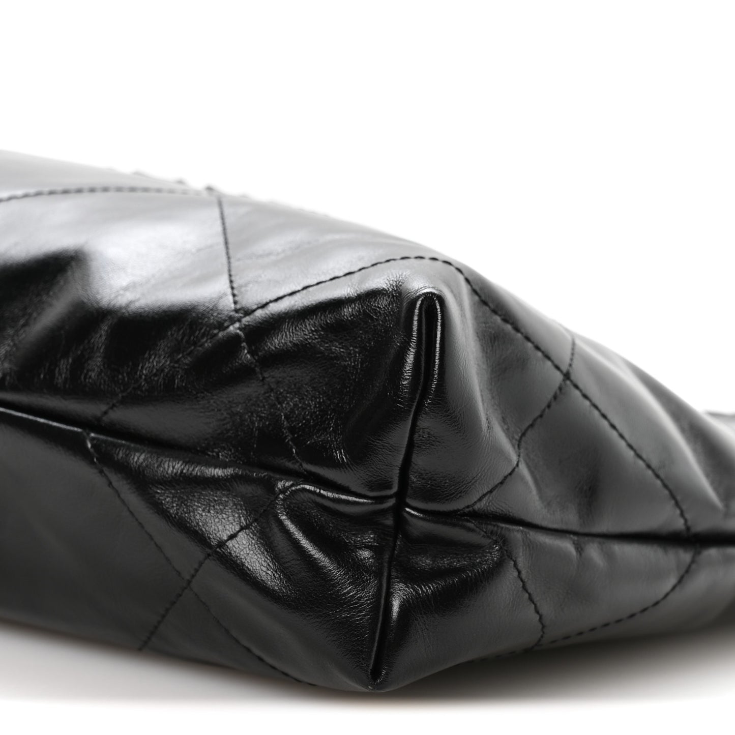 Shiny Calfskin Quilted Small Chanel 22 So Black