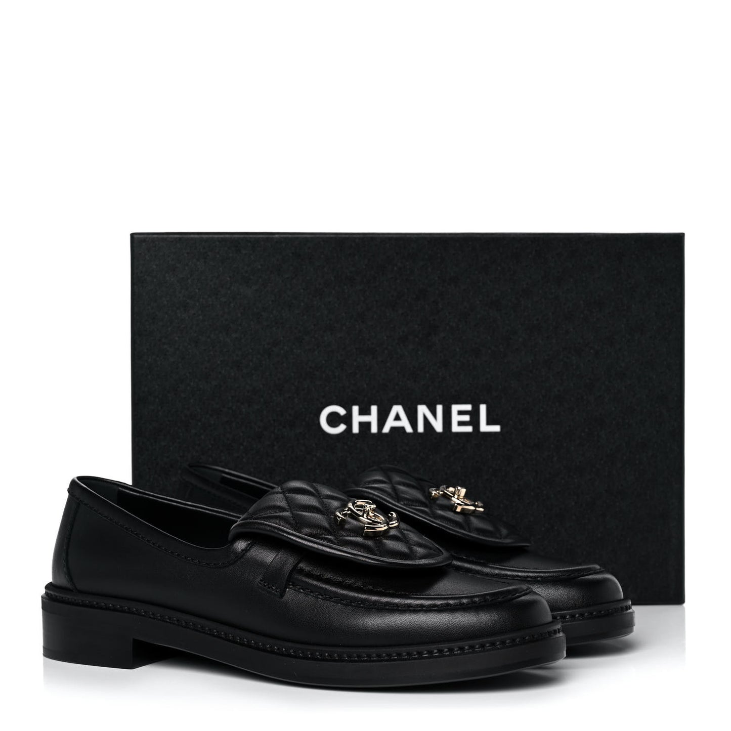 Lambskin Quilted CC Turnlock Loafers 38 Black