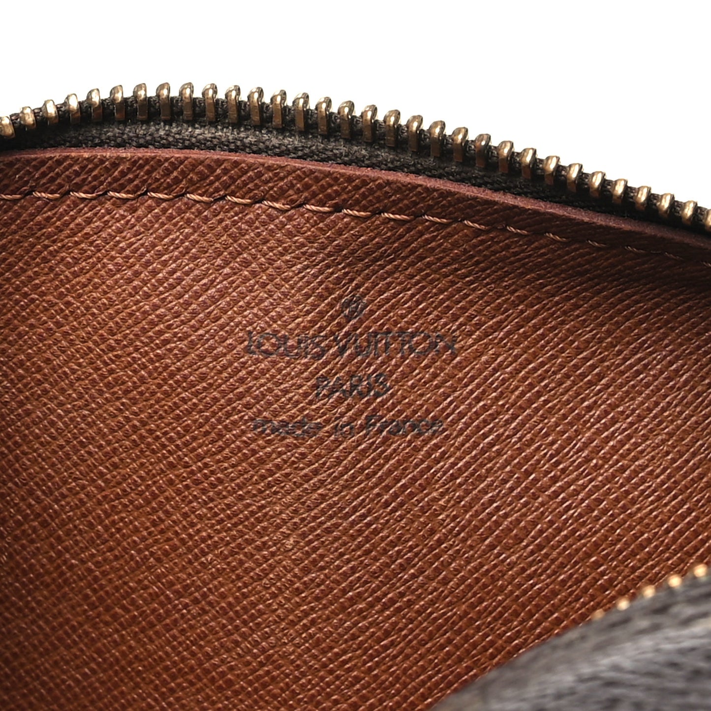 Monogram Papillon 26