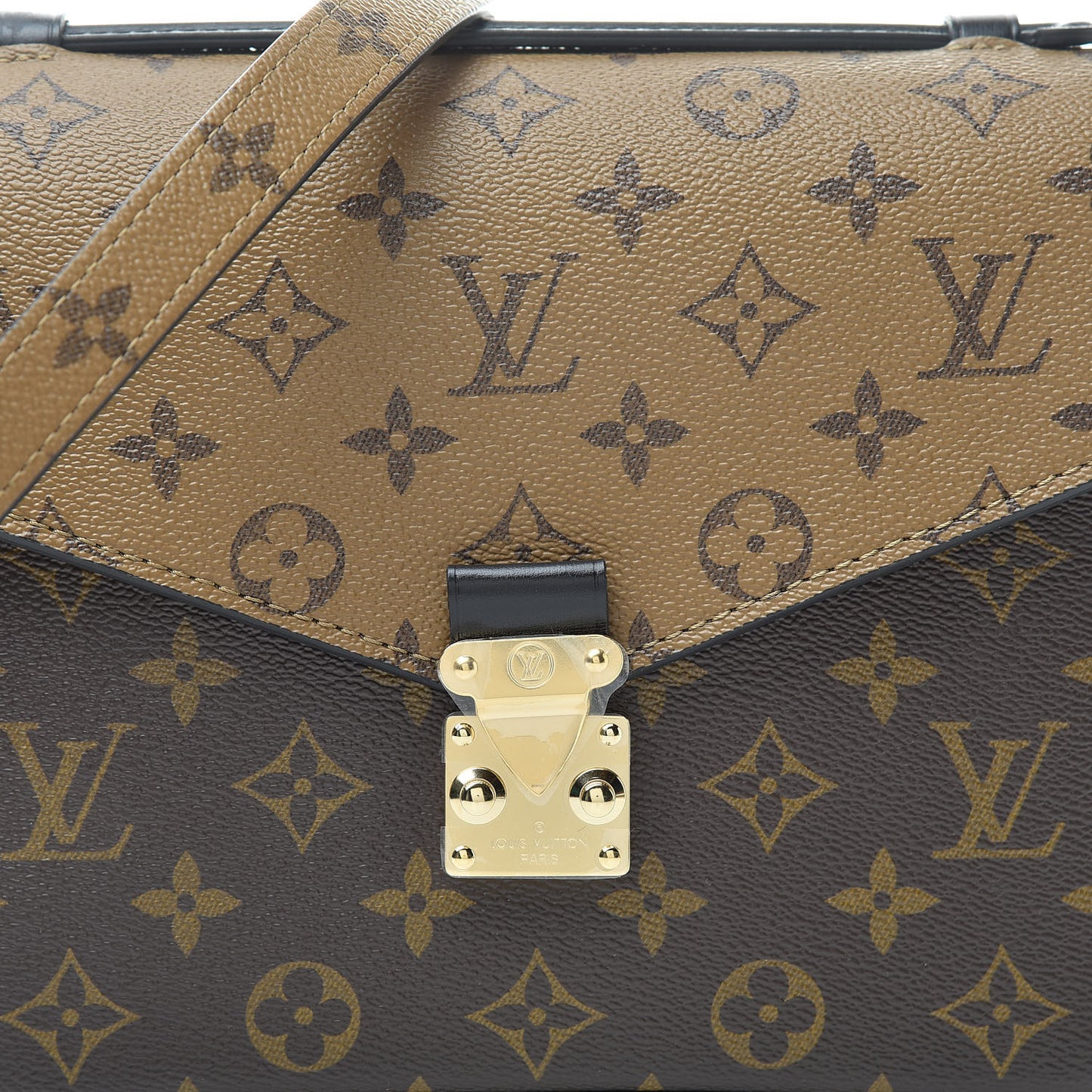 Reverse Monogram Pochette Metis